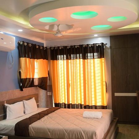 Hotel Nandini Baharampur Luaran gambar