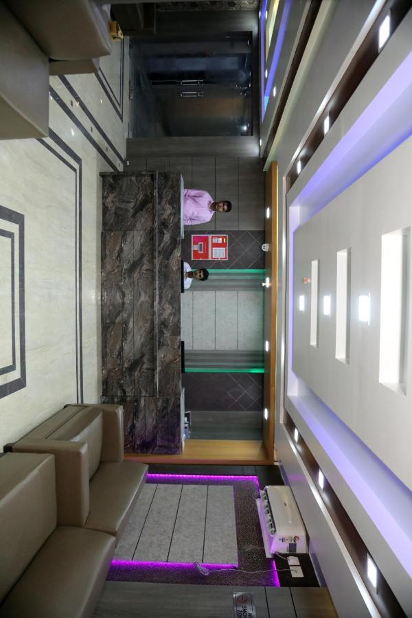 Hotel Nandini Baharampur Luaran gambar