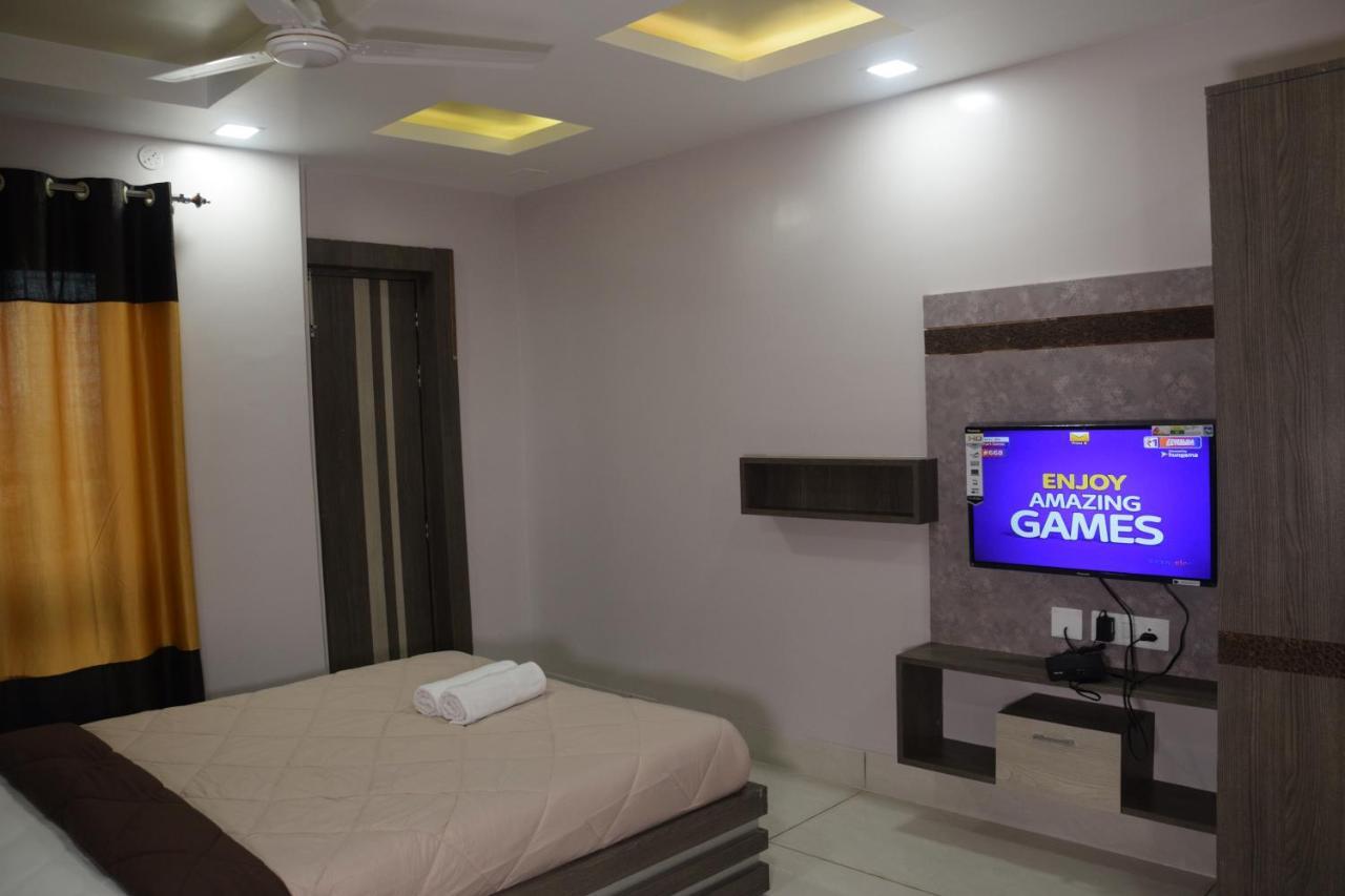 Hotel Nandini Baharampur Luaran gambar